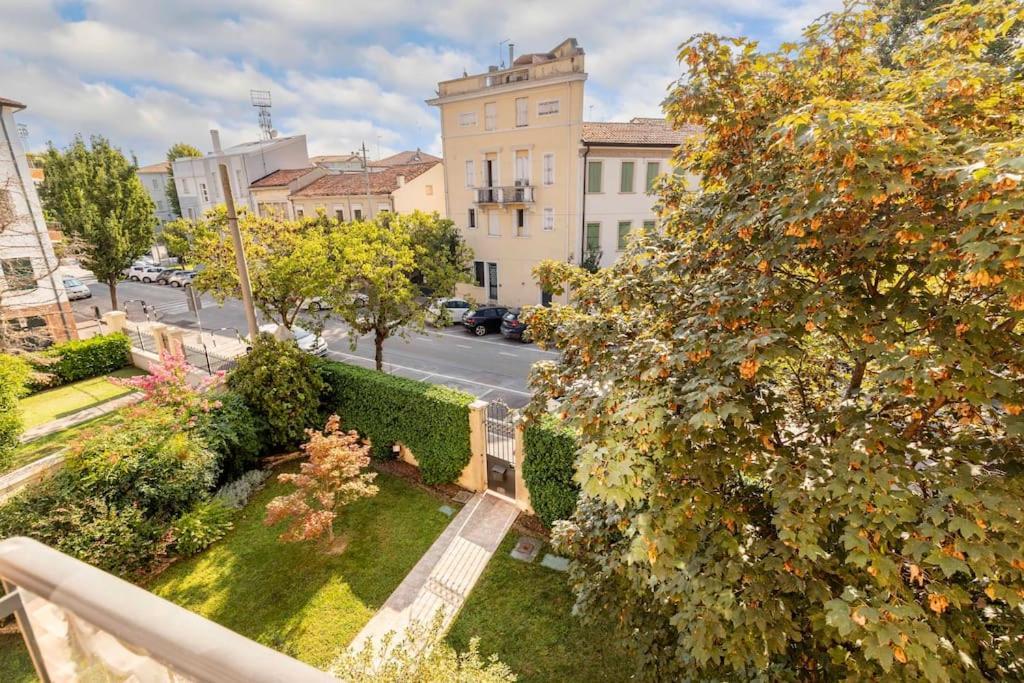 Enjoy Home - Villa Appiani, Prato Della Valle Padova Bagian luar foto
